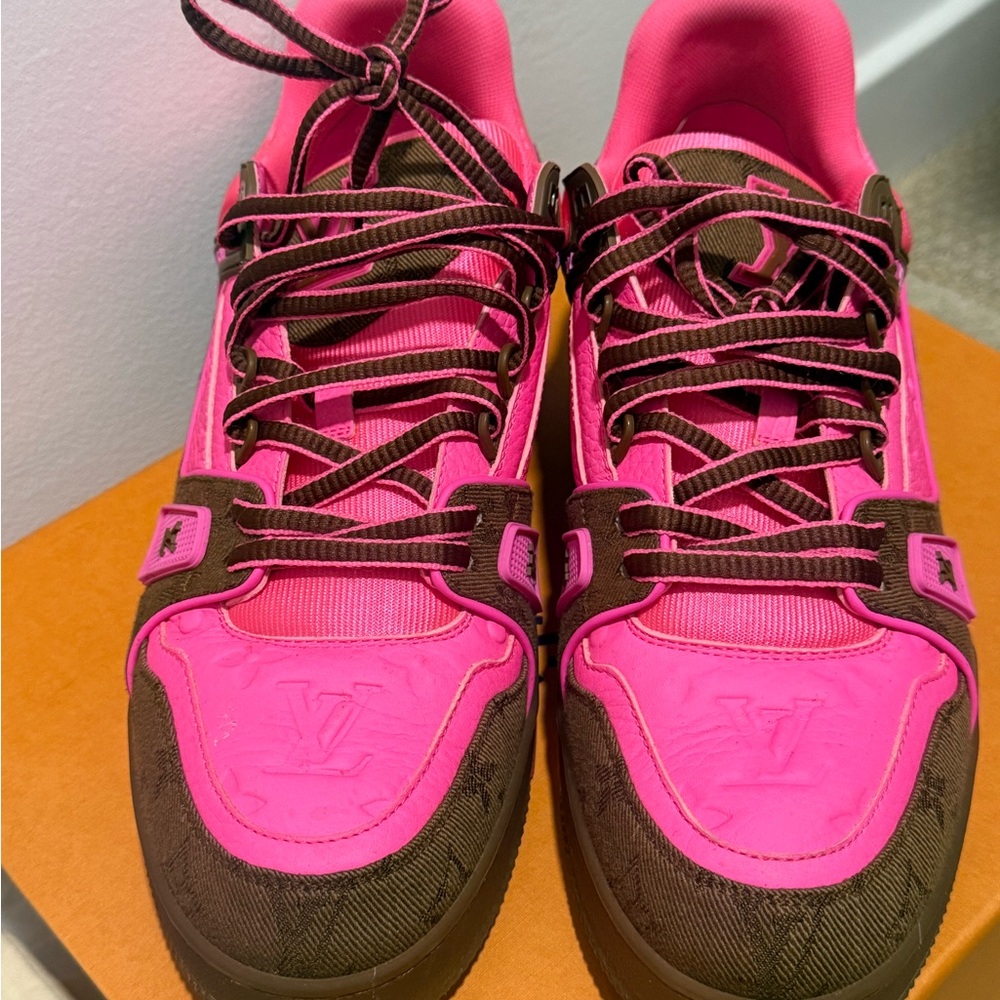 Louis Vuitton Women's Sneakers in Pink and Brown - Picture 6 of 7